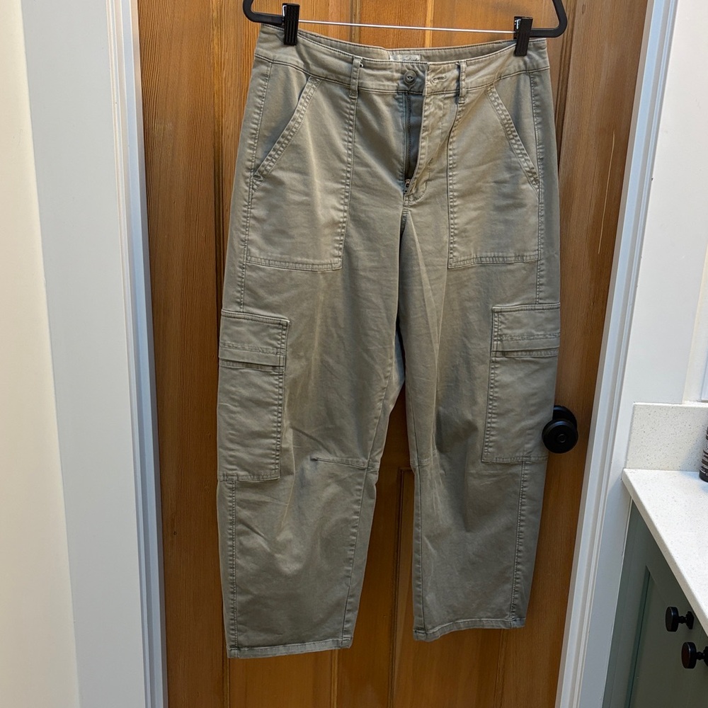 Women’s Barrel Cargo Pants Olive Green 8
